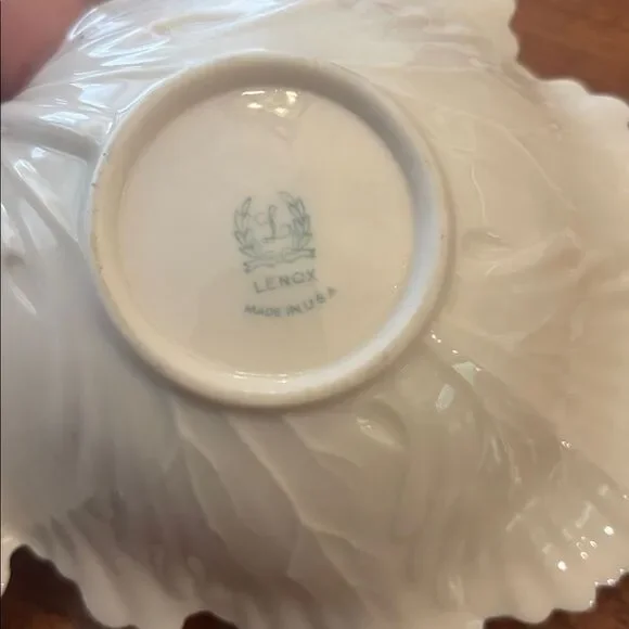 Lenox Double Leaf Leaves Cream Gold Candy Trinket Catch All Dish Made in USA - Picture 9 of 9